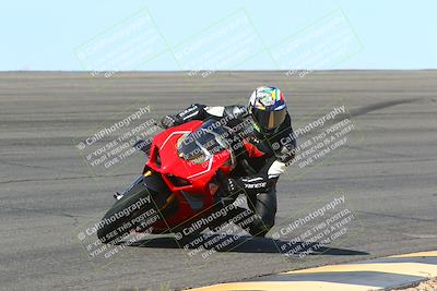 media/Mar-21-2022-Moto Forza (Mon) [[4127b7cc51]]/B Group/Session 2/Bowl/